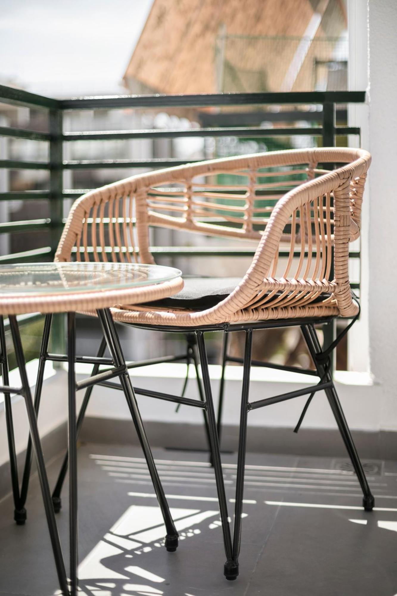 Апартаменты Deluxe In Kallithea With Balcony & Wifi *