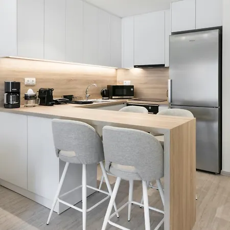 Deluxe Apartment In Kallithea With Balcony & Wifi Athene Buitenkant foto